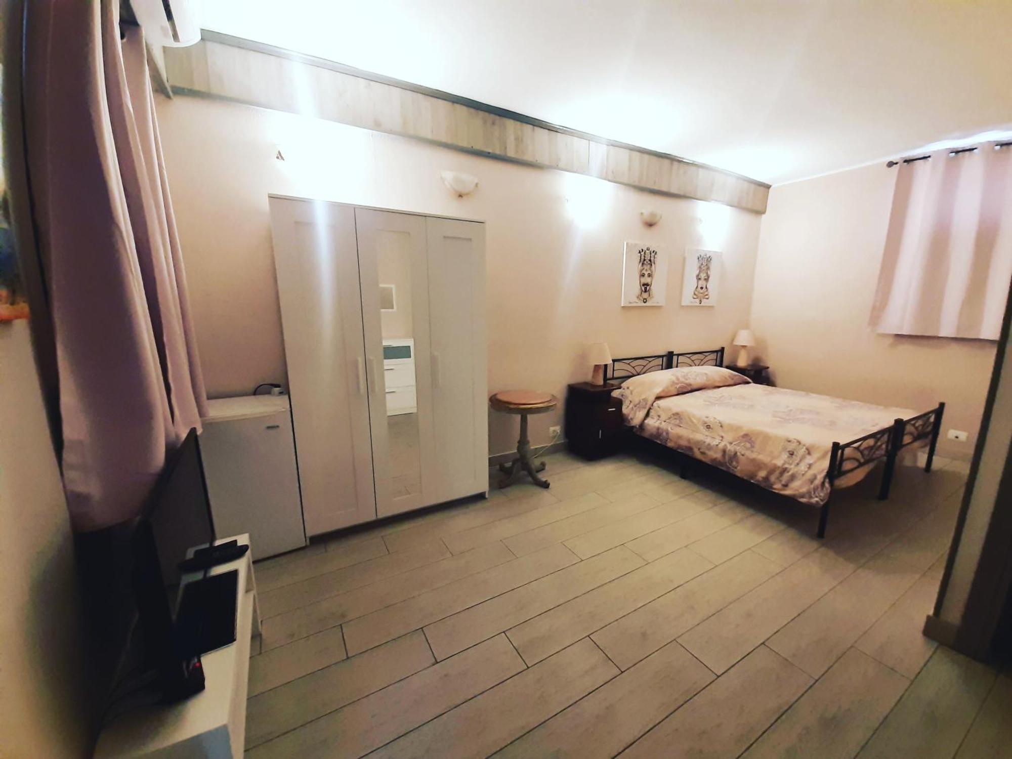 Bed and Breakfast San Nicolo House Aci Catena Exteriér fotografie