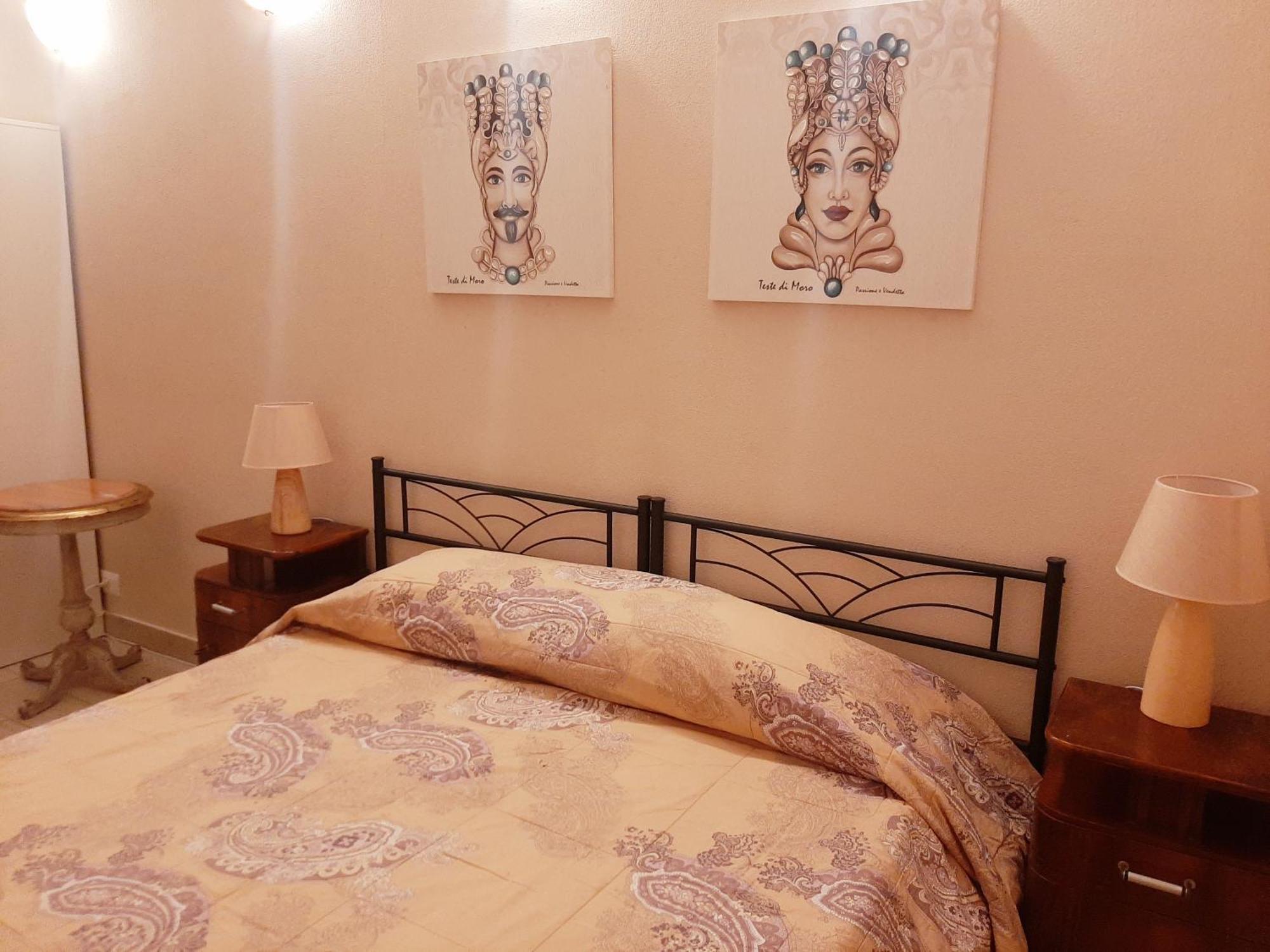 Bed and Breakfast San Nicolo House Aci Catena Exteriér fotografie