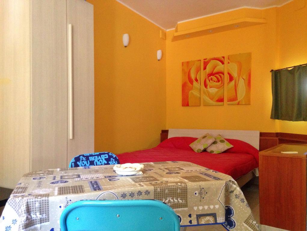 Bed and Breakfast San Nicolo House Aci Catena Exteriér fotografie