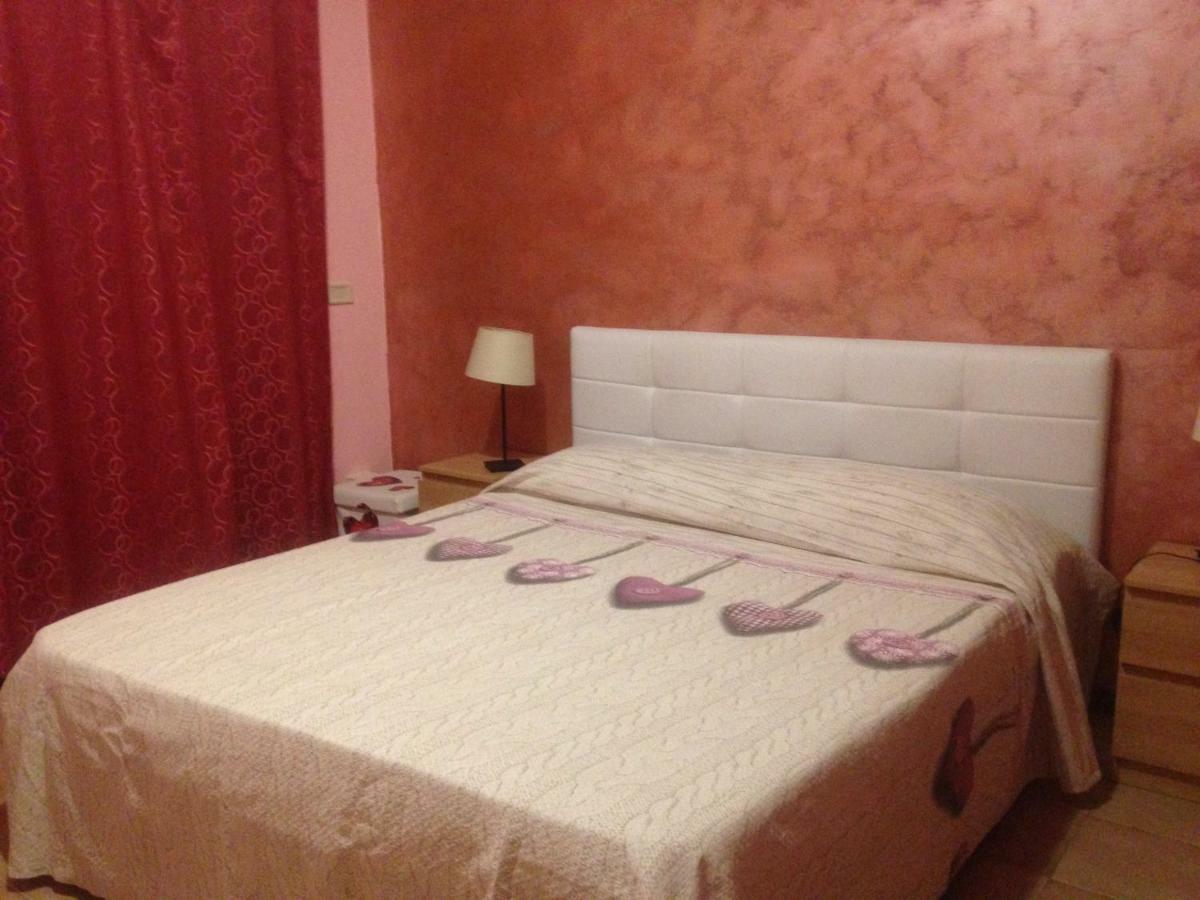 Bed and Breakfast San Nicolo House Aci Catena Exteriér fotografie